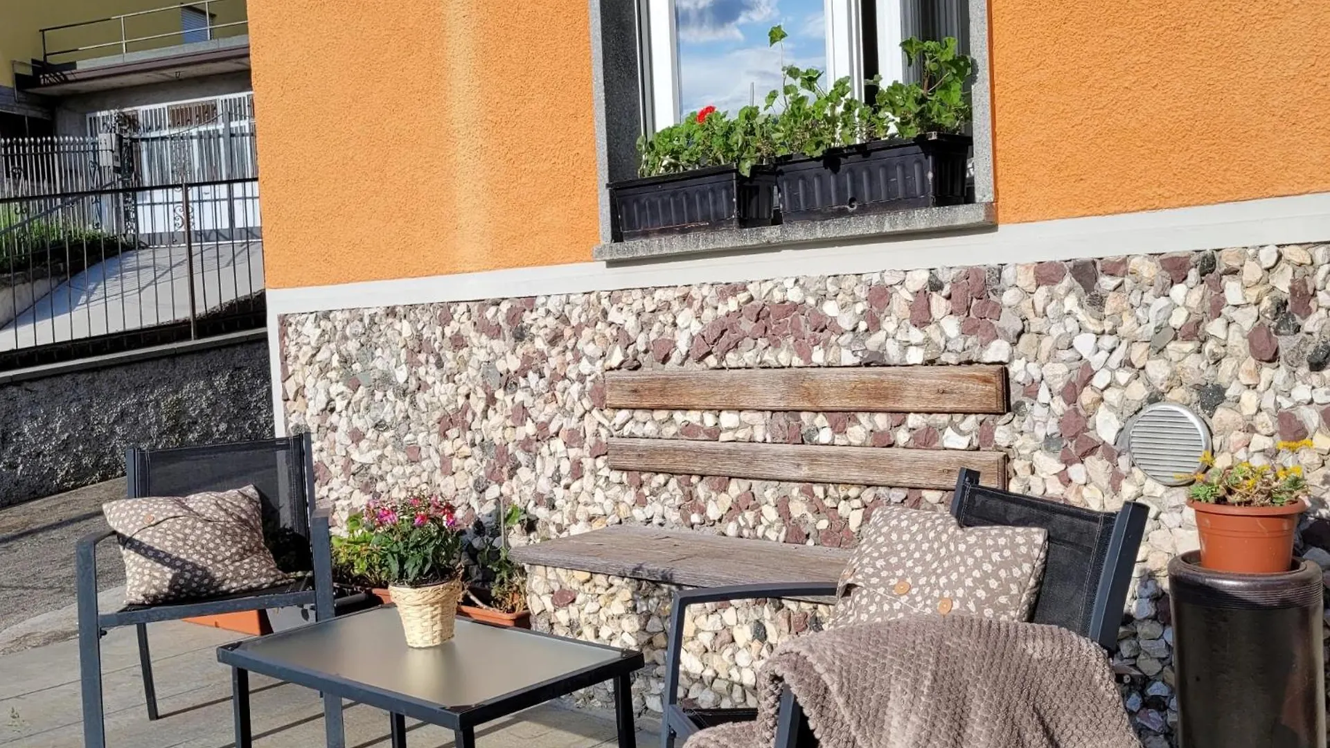 Casa Mina Mountain Lake Iseo Hospitality Bossico 0*,  Italy